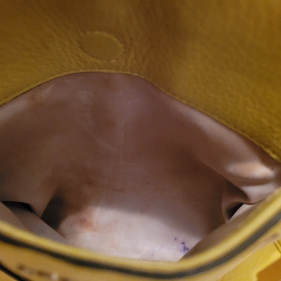 COACH Yellow Handbag Satchel - Picture 5 of 9